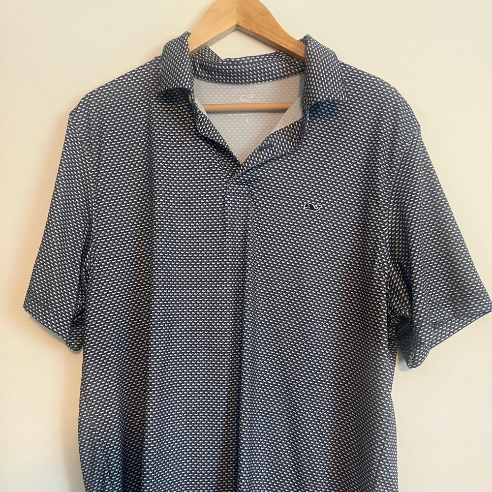 Men’s Vineyard Vines polo - Size L
